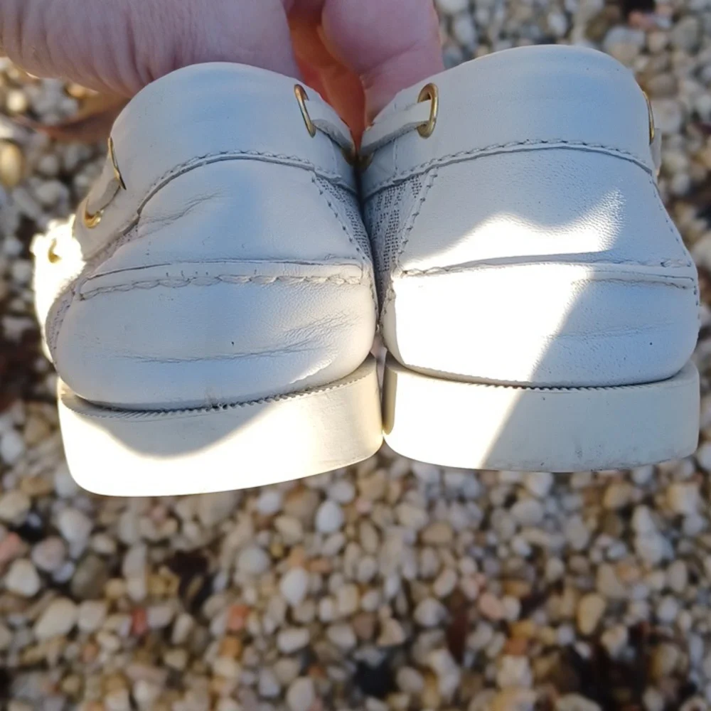 Michael Kors Blair Moc vanilla loafers, sz 6M. - Picture 3 of 5